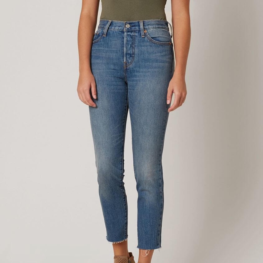 Levi’s Wedgie Taper Fit Jeans